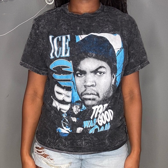 Graphic Black and Blue T-Shirt - Picture 1 of 1